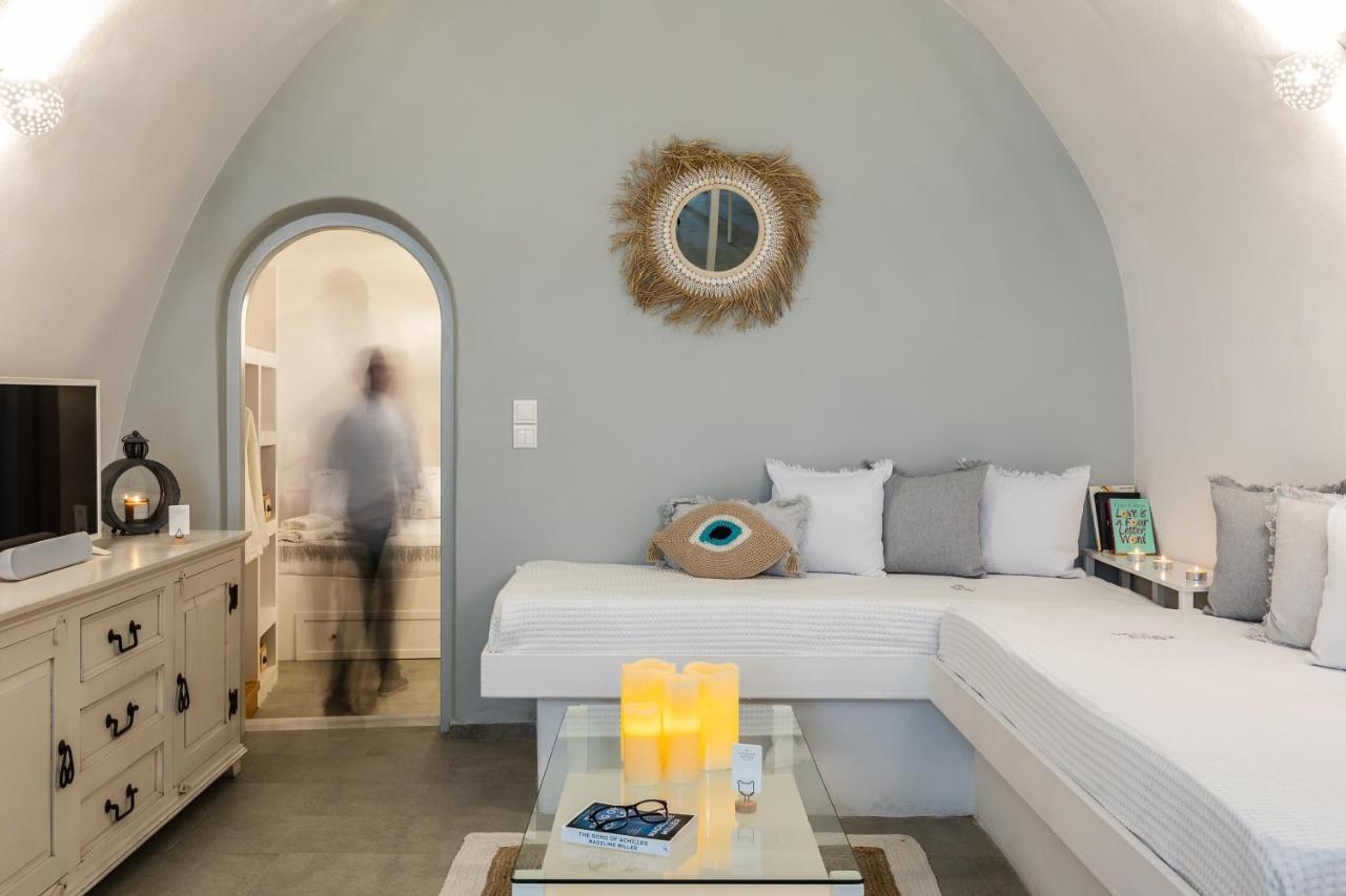 Volcave Suites Καρτεράδος Εξωτερικό φωτογραφία